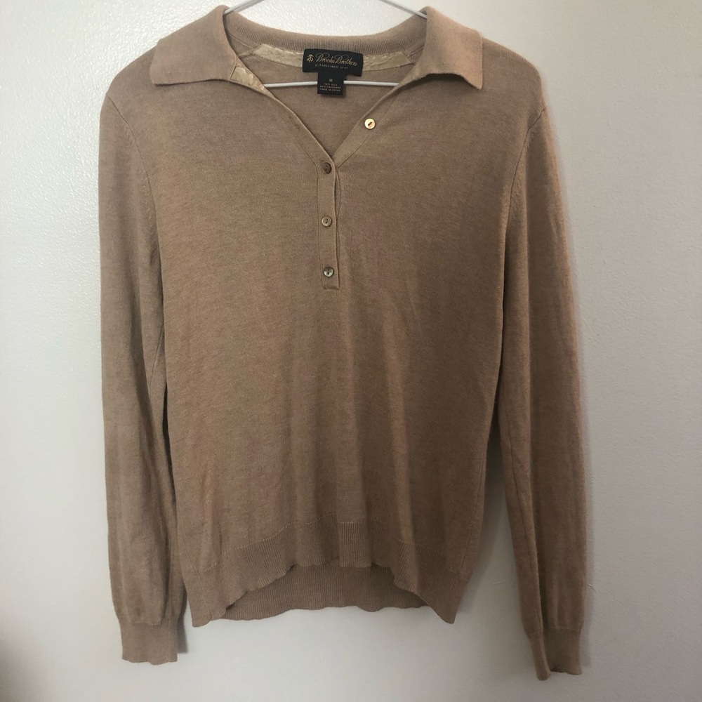 ☕️ BROOKS BROTHERS TAN SWEATER